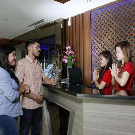 Octopuss Wellness Hotel & Spa Bentayan Bagian luar foto