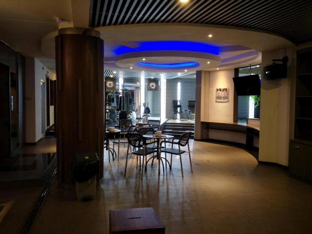 Octopuss Wellness Hotel & Spa Bentayan Bagian luar foto